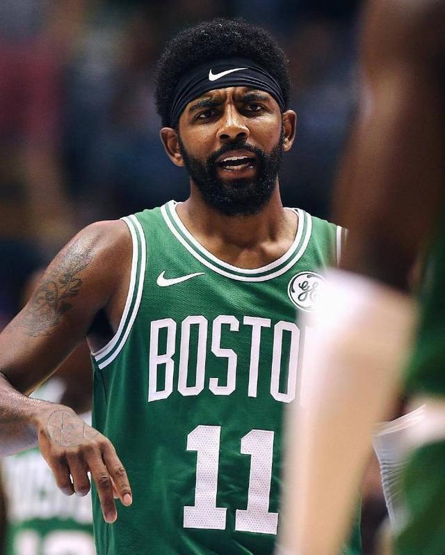 上的表現並 上的表現並